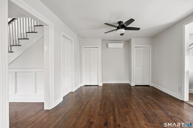 Foto del edificio - 771 Watertown Rd