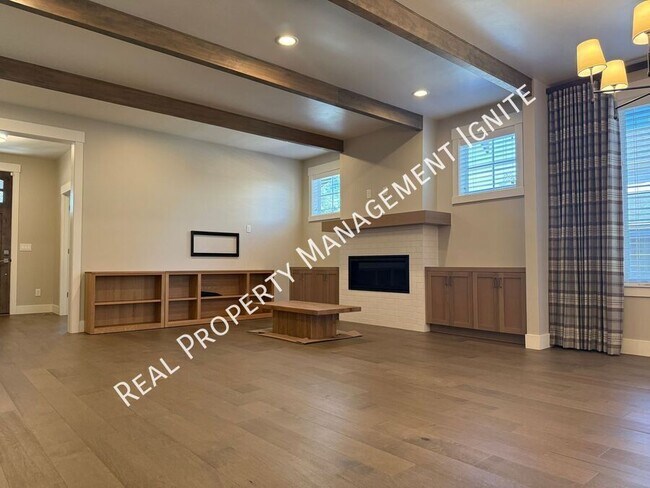 Foto del edificio - 2242 NW Reserve Camp Ct