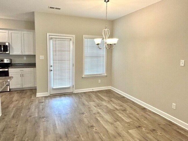 Foto del edificio - Now Leasing a 4-bed 2.5 bath home in Milli...