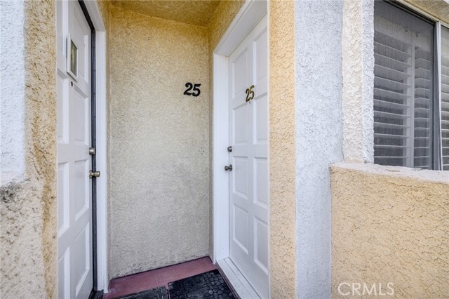 Building Photo - 116 W Maple St