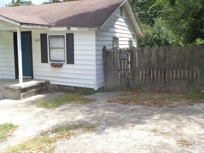 Building Photo - 14913 Rena Rd