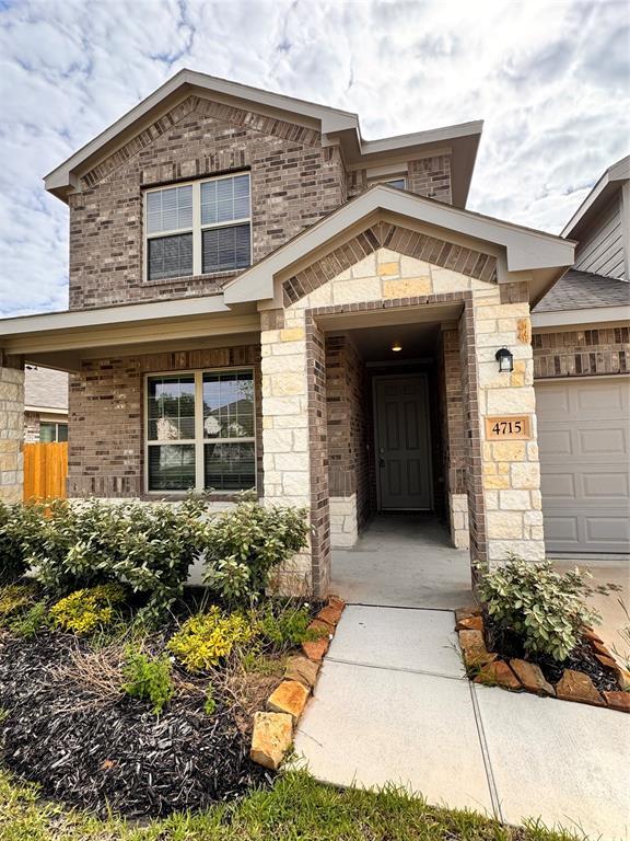 Building Photo - 4715 Mustang Run Dr