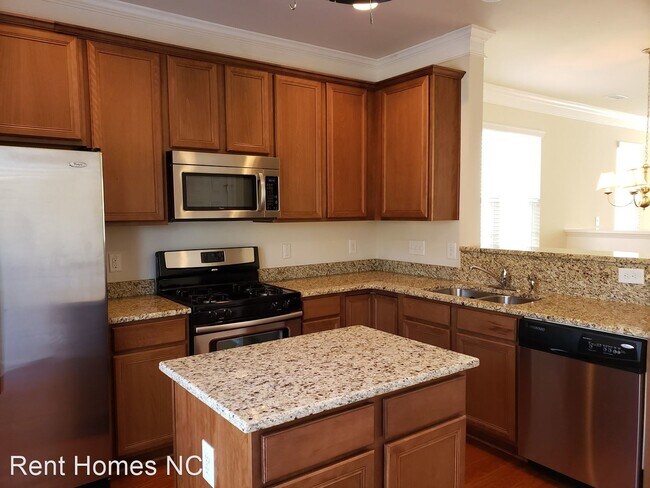 Foto del edificio - 3 br, 3.5 bath House - 317 Dove Cottage Lane