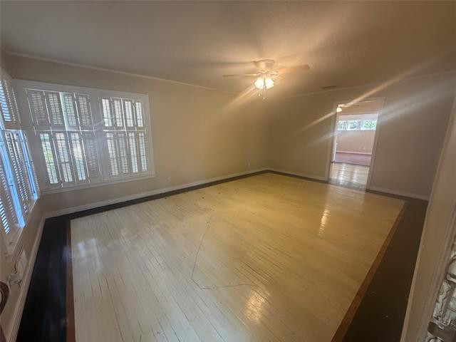 Foto del edificio - 4042 Benbrook St