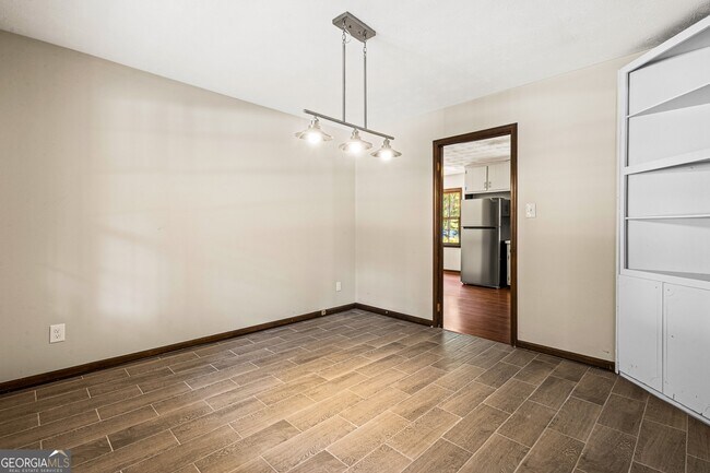 Foto del edificio - 3276 Hidden Forest Dr