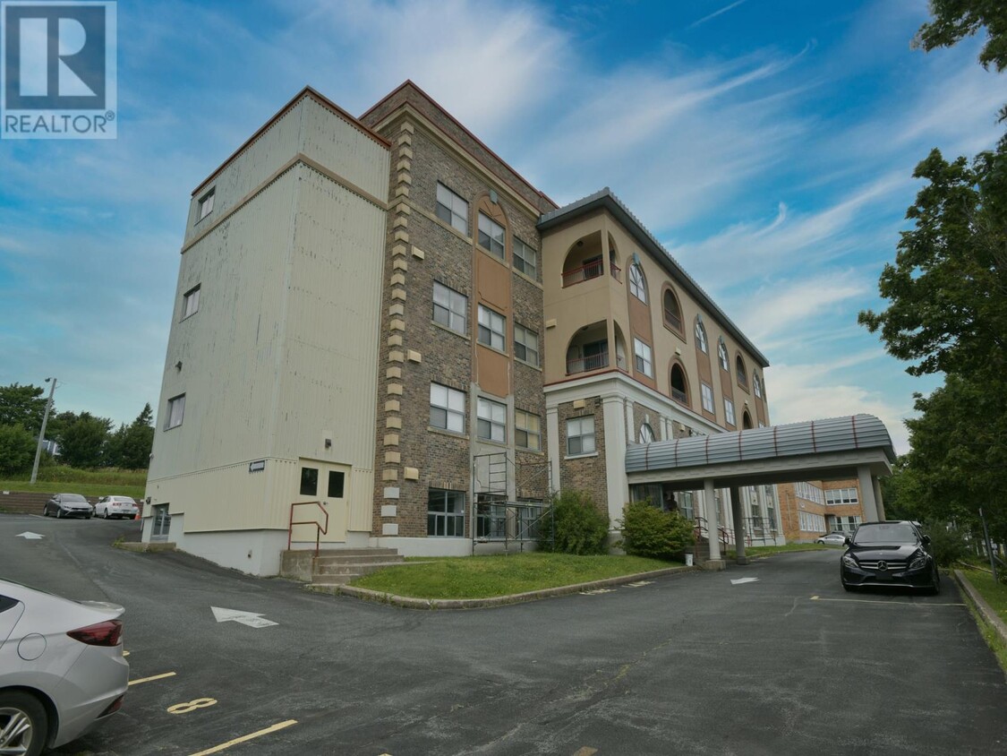 Building - 130 Lemarchant Rd