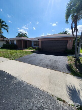 Building Photo - 6311 NW 90th Ave