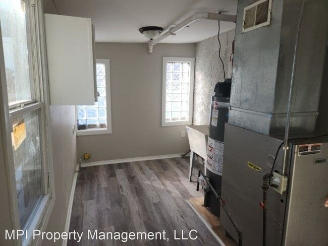 Building Photo - 3 br, 1 bath House - 5120 N 56TH STREET