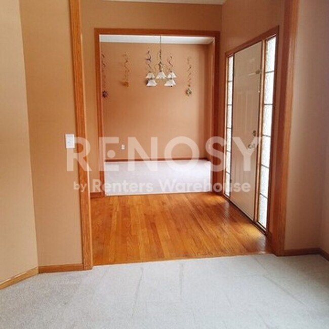 Foto del edificio - 18129 W 82nd St