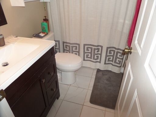 Building Photo - Deltona - 3 Bedroom 2 Bathroom - 1195.00
