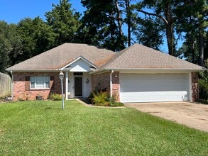 Building Photo - 207 Knoll Creek Cir