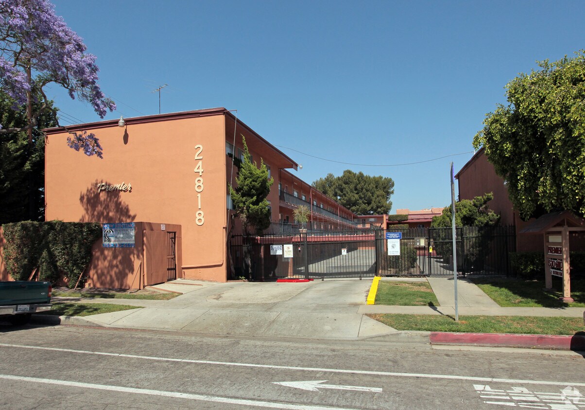 16 Apartments for Rent in Lomita, CA Westside Rentals