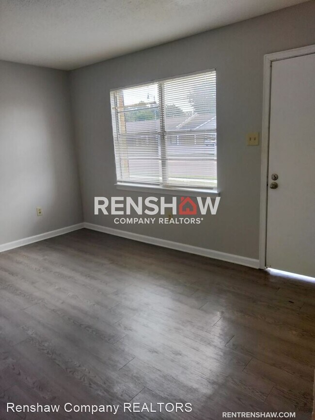 Building Photo - 4 br, 1 bath House - 1568 Stateline Rd W