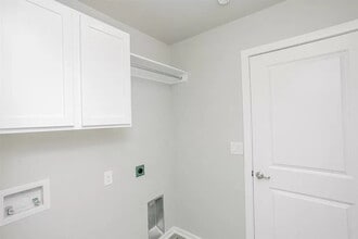 Building Photo - 13609 Sherman Ave