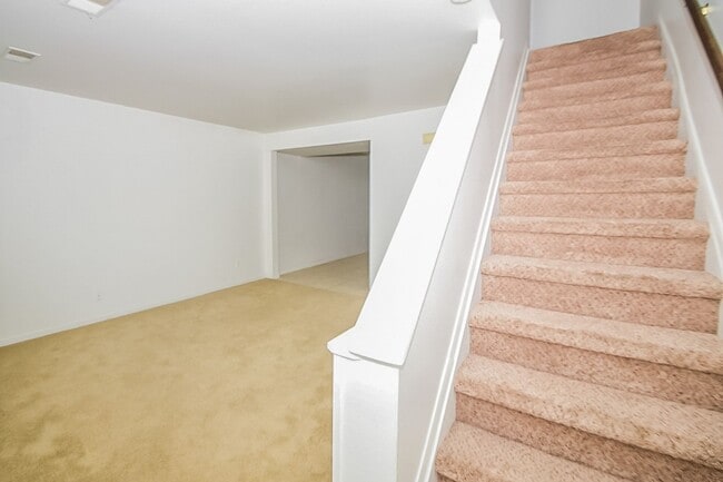 Foto del edificio - 2225 Yorktowne Dr