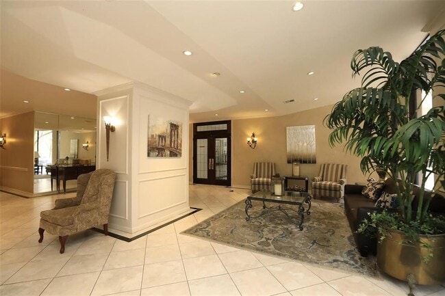 Building Photo - 14655 Champion Forest Dr Dr