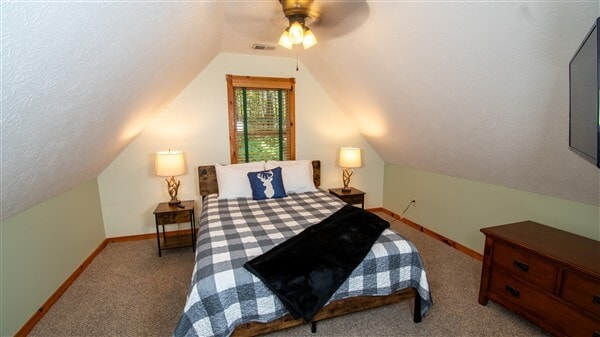 Foto del edificio - 328 Sharp Top Cir