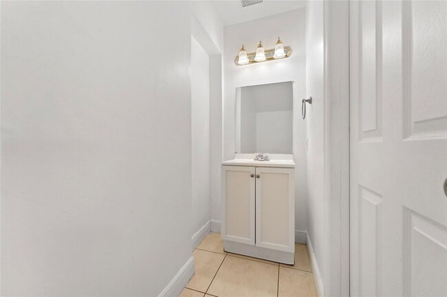 Building Photo - Northwest 51st Lane, Doral, FL 33178 - 3 BR 2.5 BA house