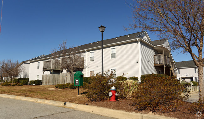 Northstone - Northstone Apartment Homes