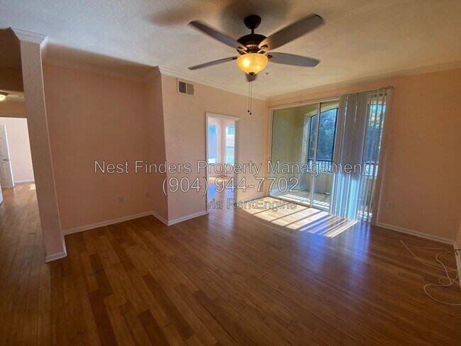 Foto del edificio - 8539 Gate Pkwy W