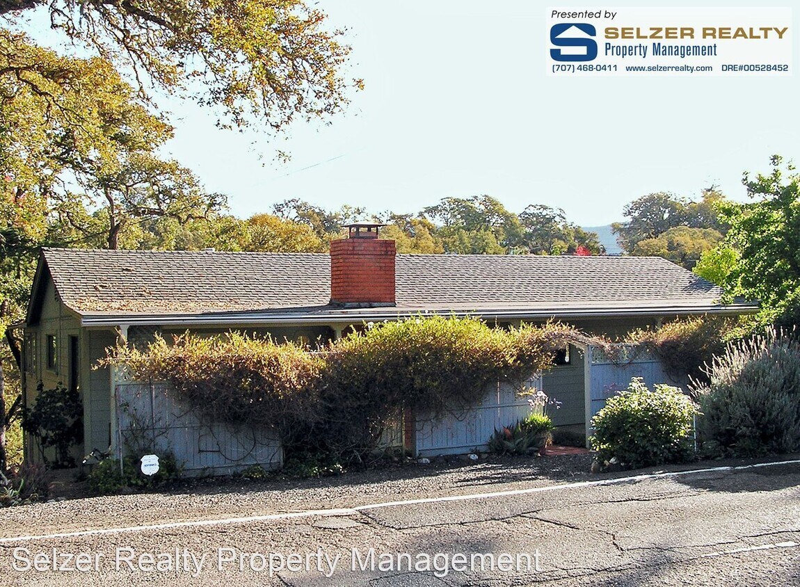 Foto principal - 2 br, 2 bath House - 701 Vichy Hills Dr.