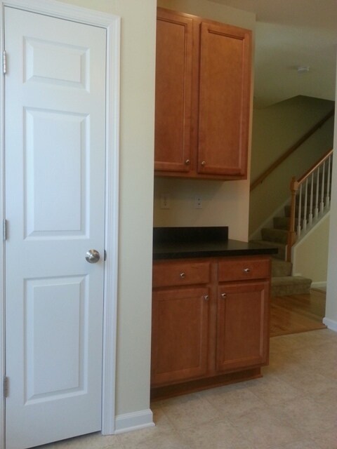 Foto del edificio - 2446 N Berkshire Rd