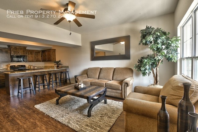 Foto del edificio - Parkview Townhome - Available August 23rd