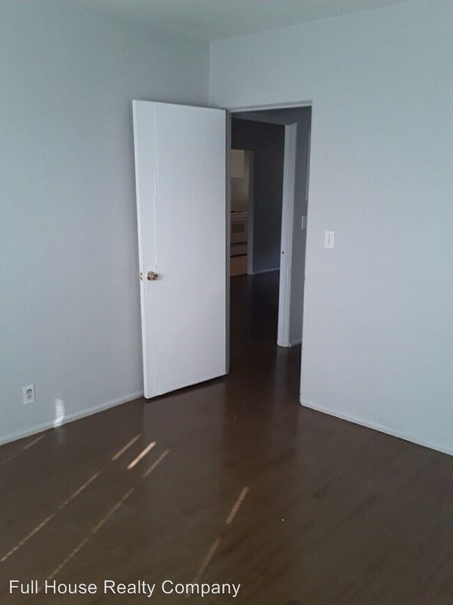Foto del edificio - 3101 Belden St