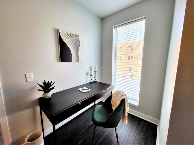 Building Photo - Wesmont