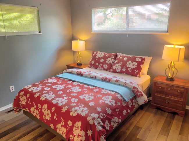 Foto del edificio - 5914 Harshmanville Rd