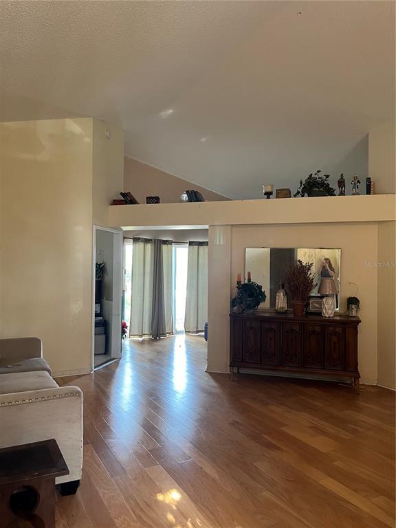Foto del edificio - 2930 Shannon Cir