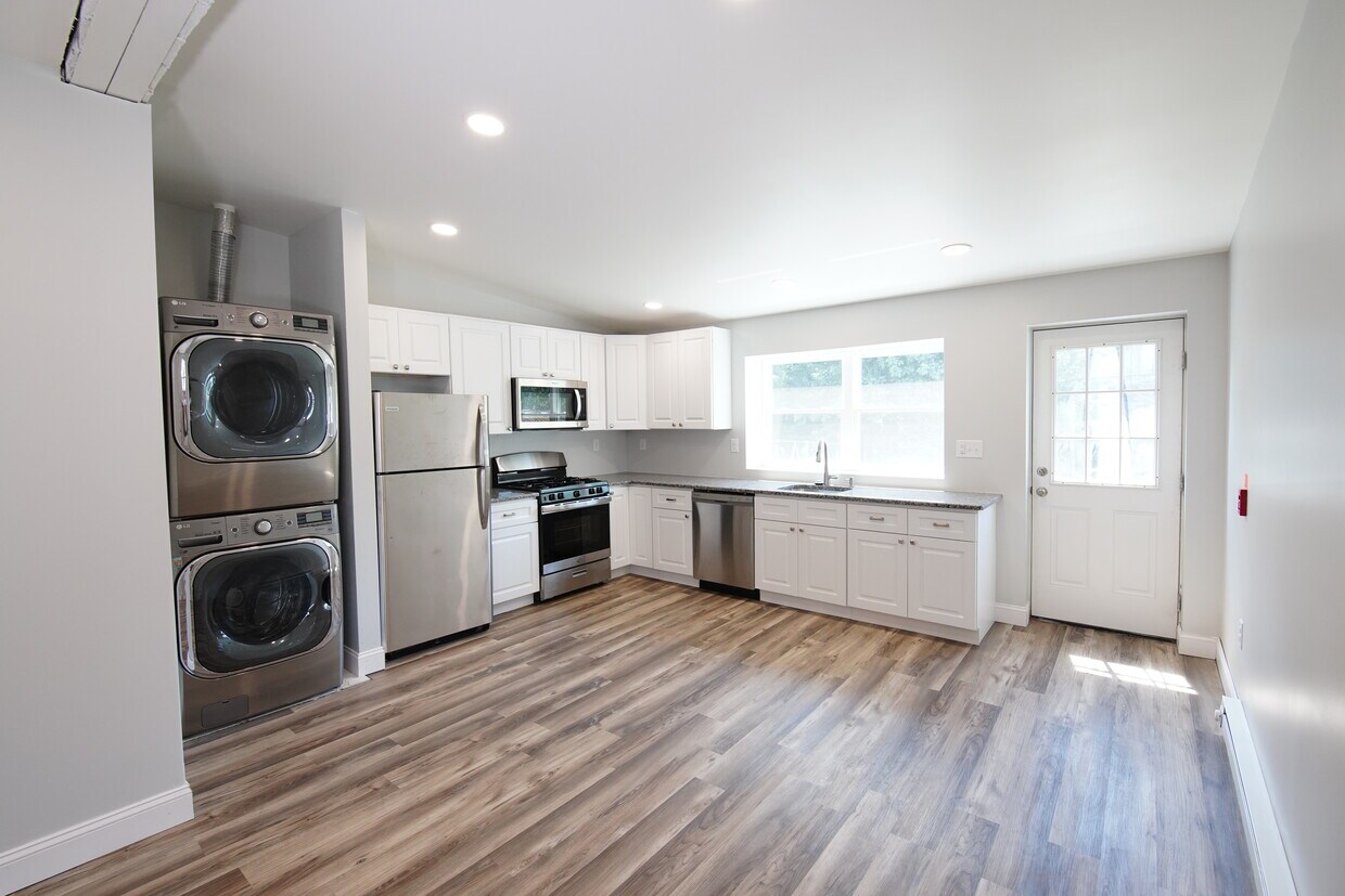 409 Hermitage St Unit 1, Philadelphia, PA 19128 Condo for Rent in