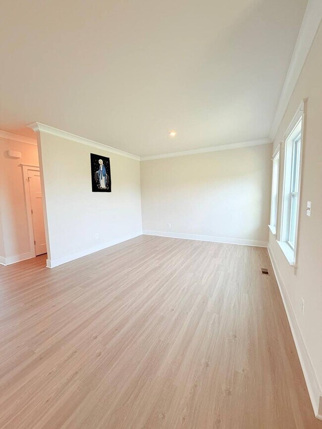 Foto del edificio - 9080 Piney Mountain Rd