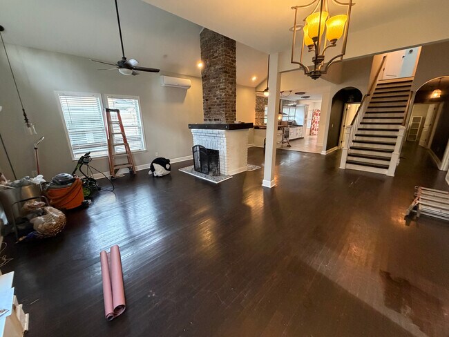 Foto del edificio - Room in House on Dill Ave SW