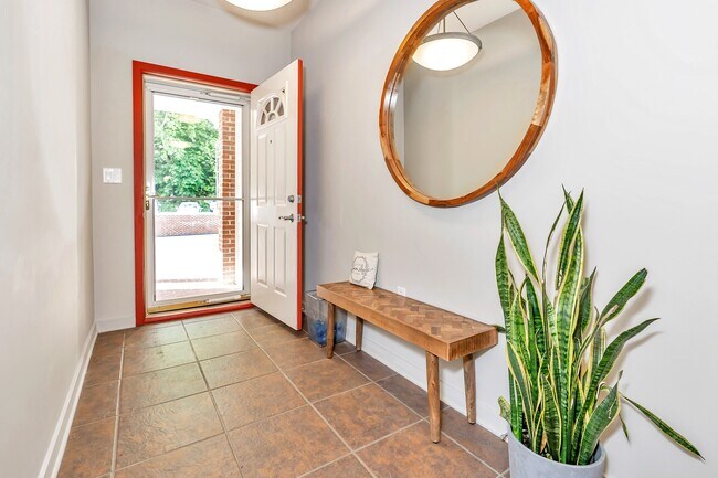 Foto del edificio - 118 Bancroft Mills Rd