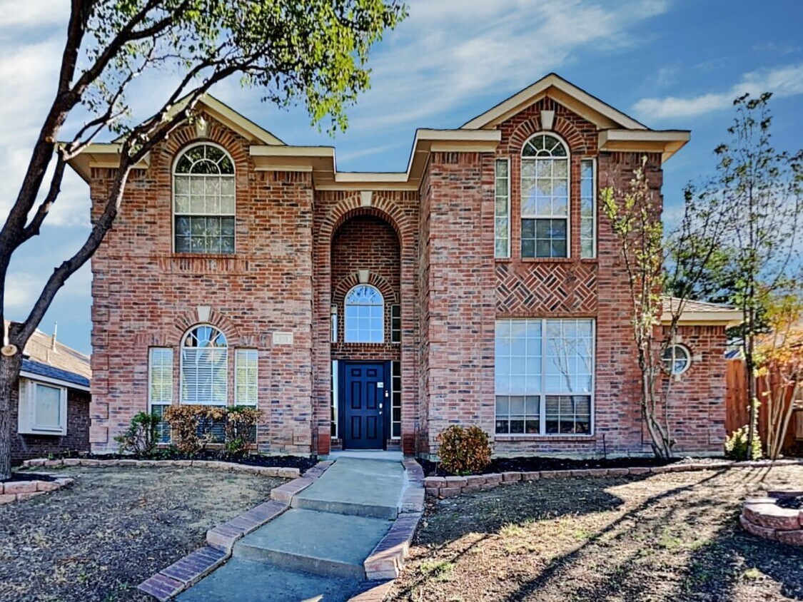 833 Summit Pointe House Rental in Lewisville, TX