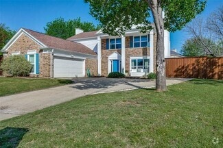 Building Photo - 3305 Oakdale Ct