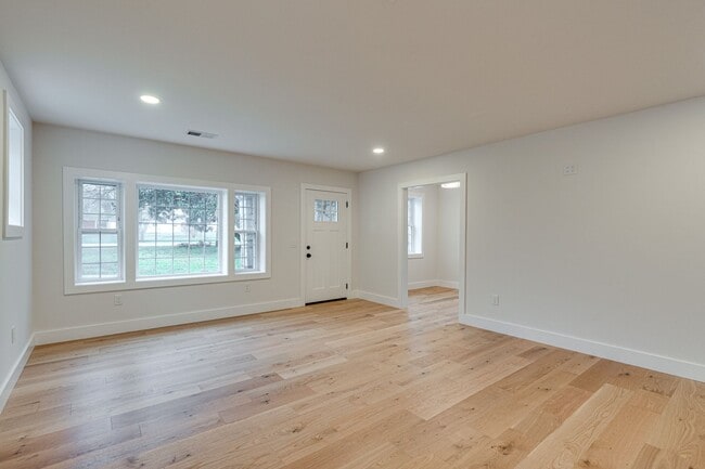 Building Photo - Two Bedroom Home For Rent