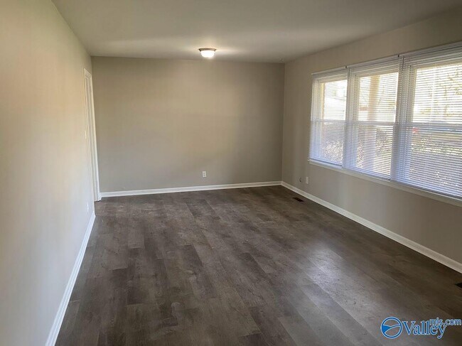 Building Photo - 4611 Sparkman Dr NW