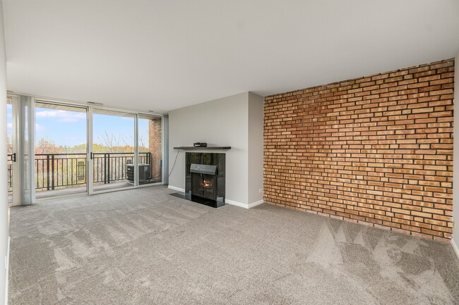 Living Room - 5950 Oakwood Dr