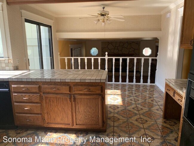 Foto del edificio - 7 br, 3 bath House - 4429 Fairway Drive
