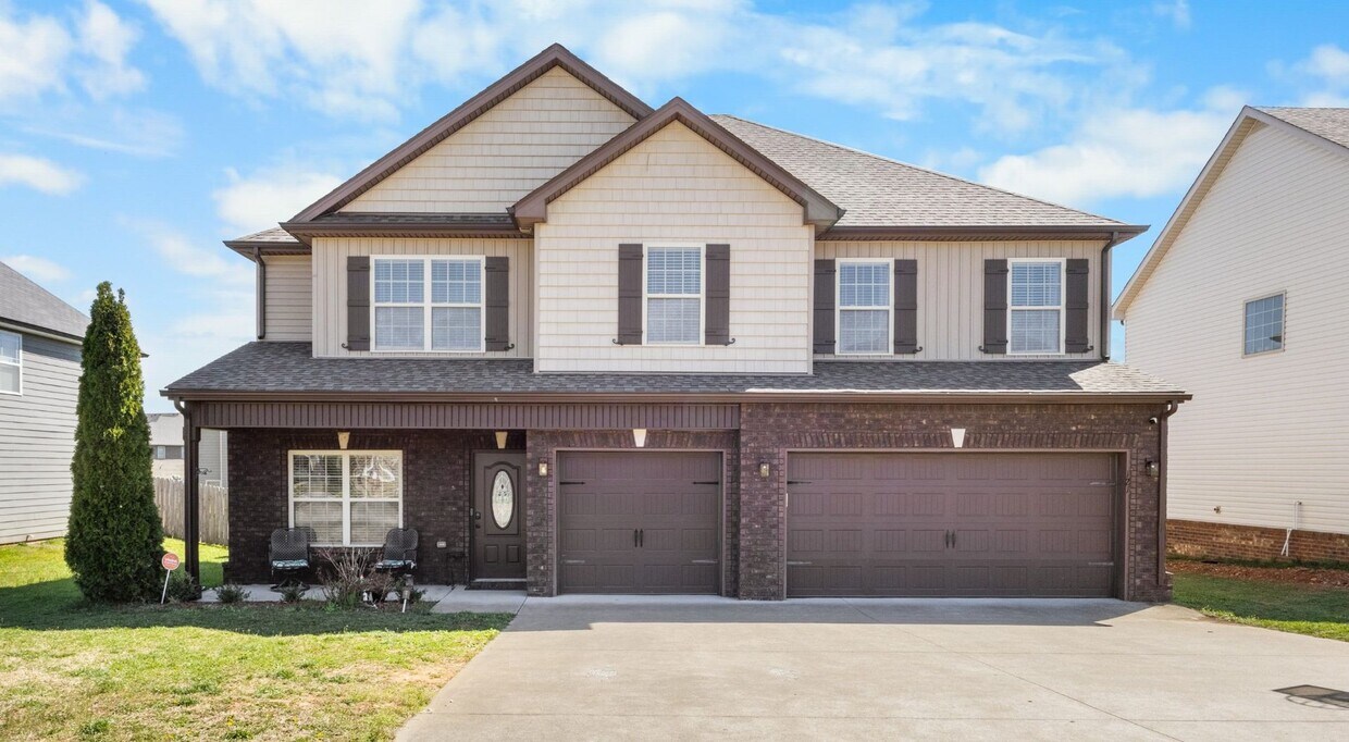 Foto principal - 121 Flat Rock Rd