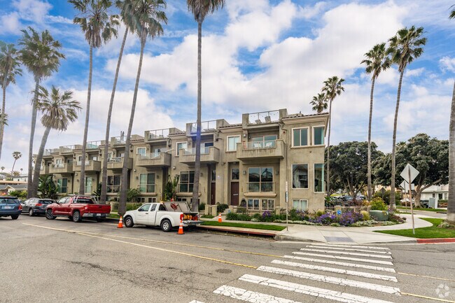 Exterior - 100-106 Paseo De La Playa