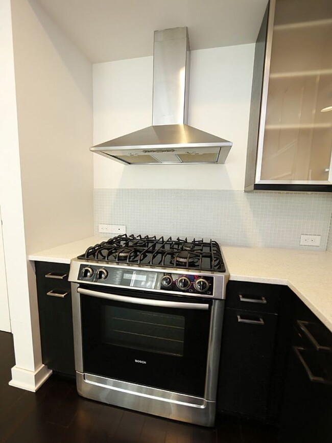 Building Photo - Rare Rental in Greenbridge!  Live in the m...