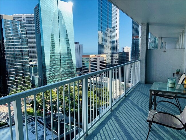 Building Photo - 1250 S Miami Ave