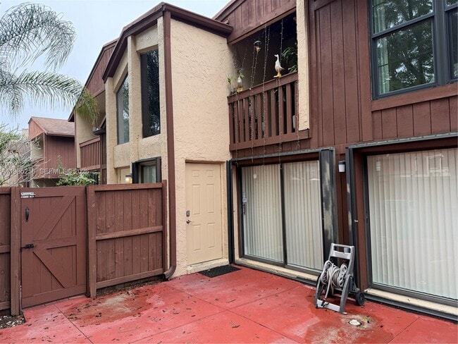 Building Photo - 7009 SW 115th Pl