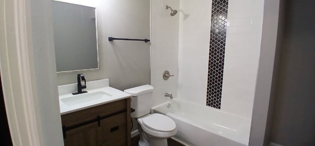 Building Photo - 4210 Robert Ave