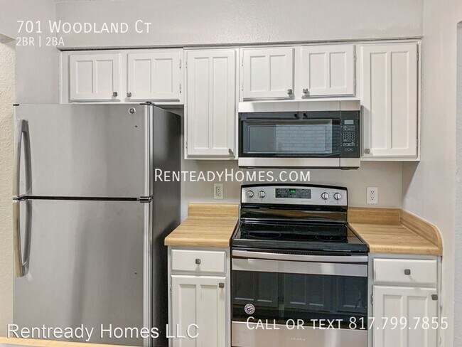 Foto del edificio - 2 br, 2 bath House - 701 Woodland Ct