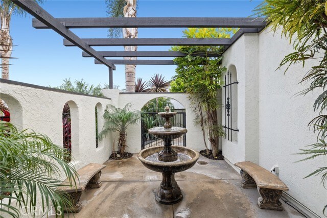 Building Photo - 21661 Hilaria Cir