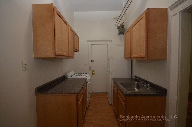 Building Photo - 25 Walbridge St